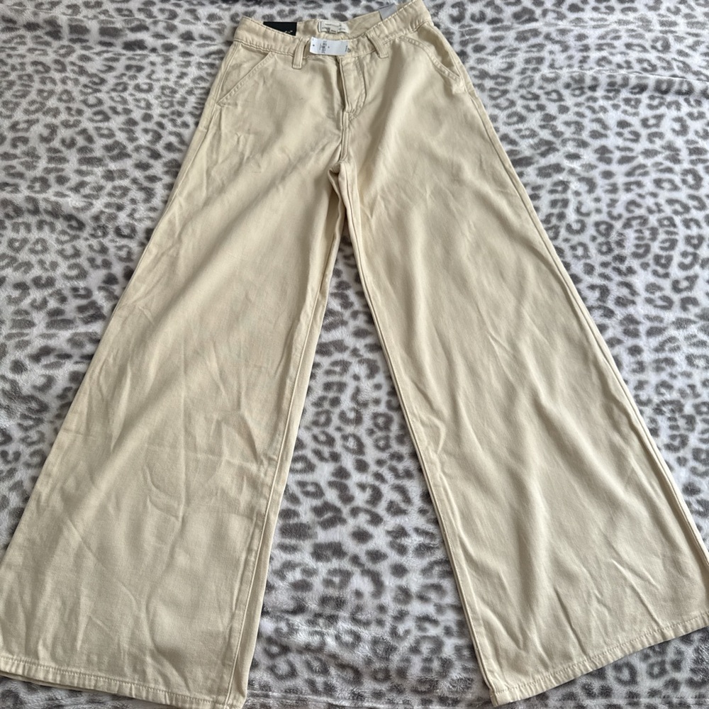 Banana Republic Ultra High-Rise Wide-Leg Pants in Cream